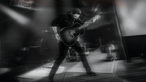 Image of Chris Young | Official Caesars Ticket + Hotel Packages